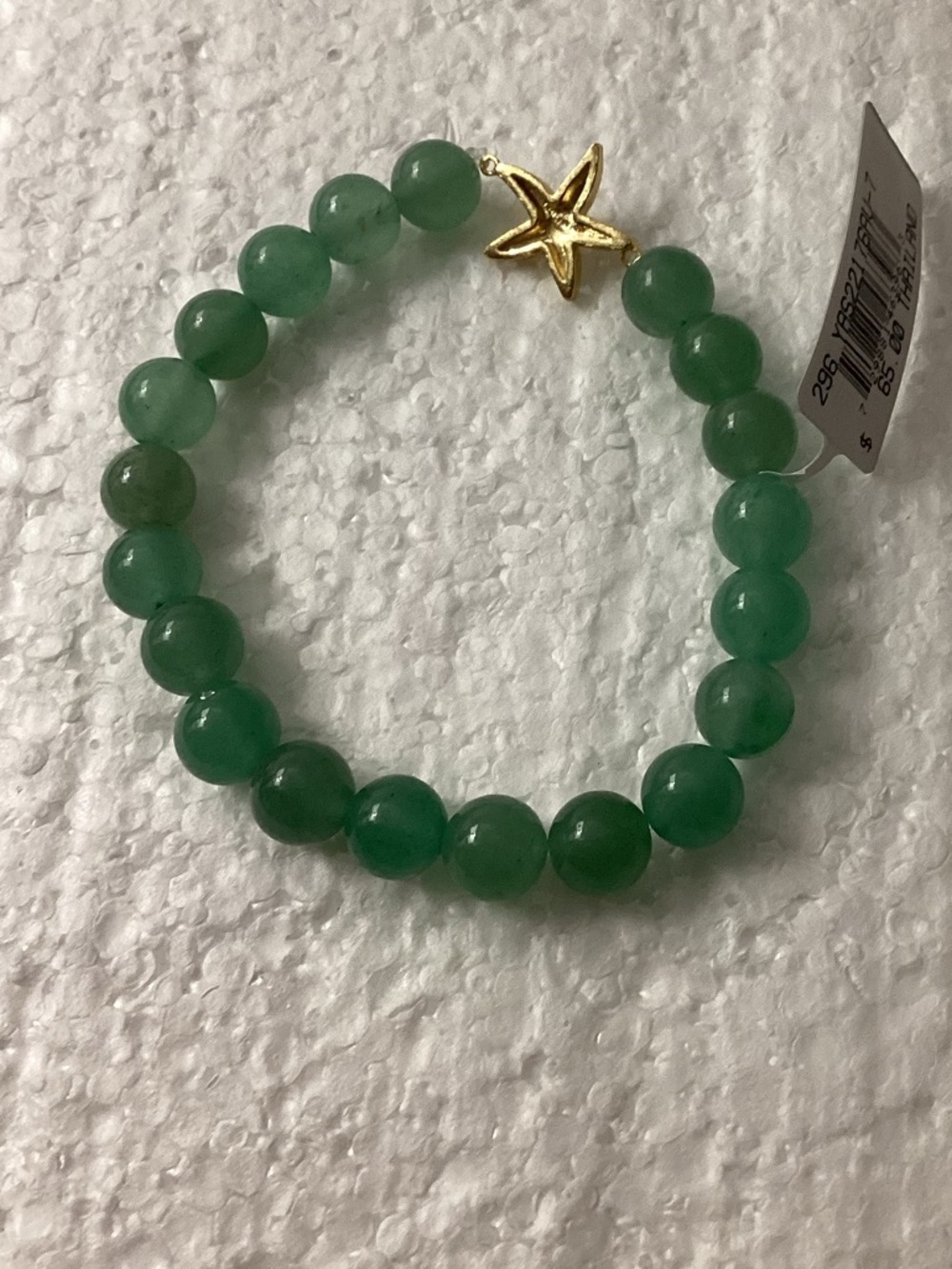 Green Beaded Stretch Bracelet with Gold Starfish Charm - Picture 4 of 6